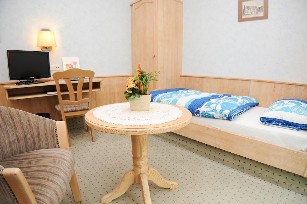 Gaestehaus Wieghardt Braubach Rom bilde