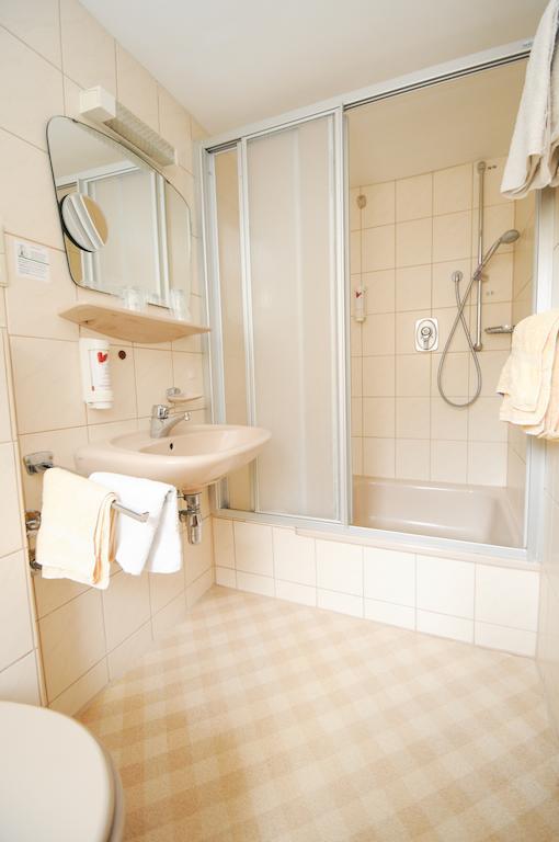 Gaestehaus Wieghardt Braubach Rom bilde